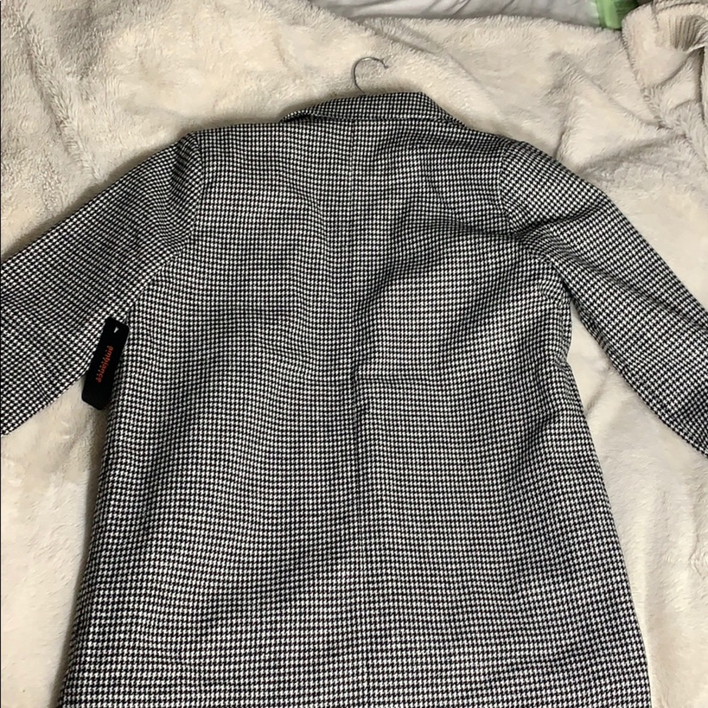 Jacket - Picture 4 of 4